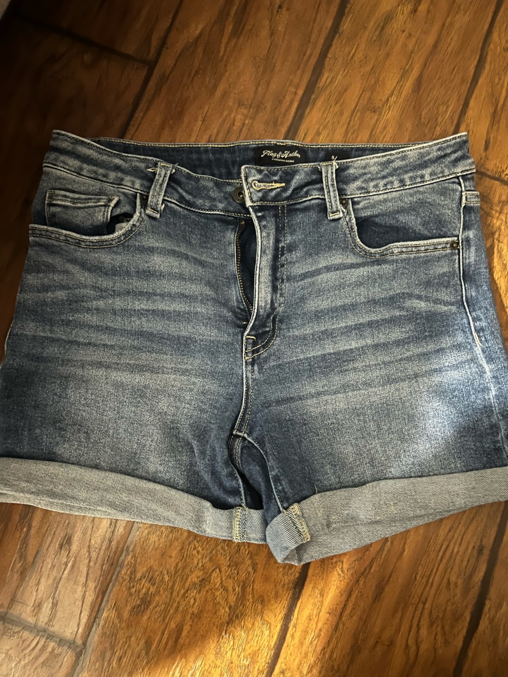 Women’s Jean shorts